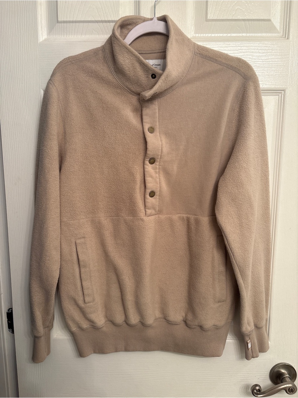 Province of Canada Beige Pull Over Sweater